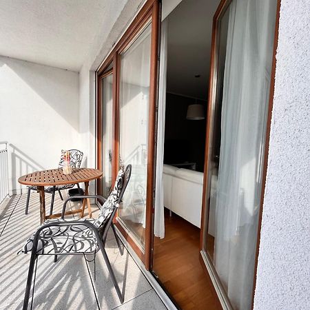 Mercury Two-Bedroom Apartment & Parking Swinoujscie Exterior photo