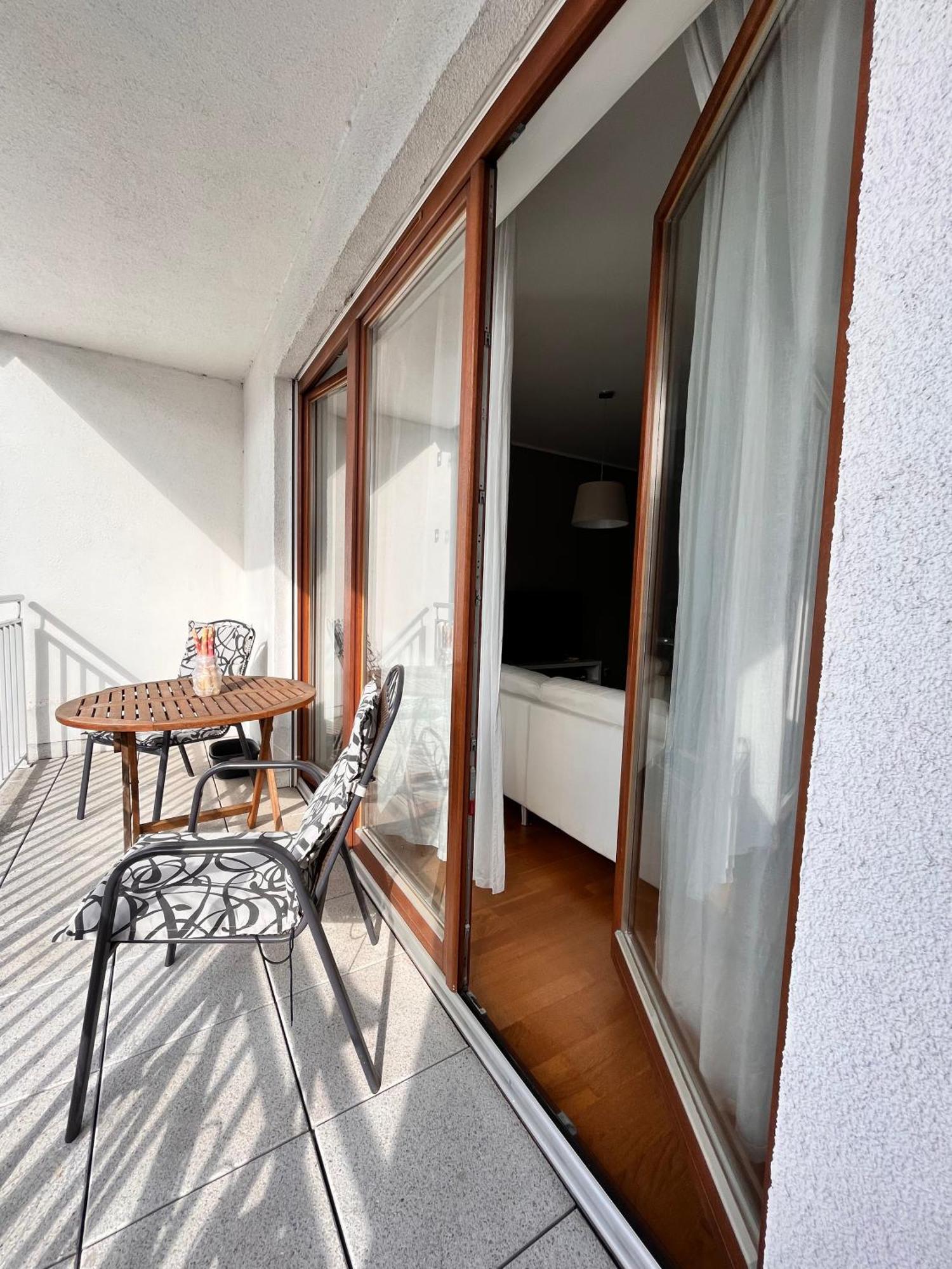 Mercury Two-Bedroom Apartment & Parking Swinoujscie Exterior photo